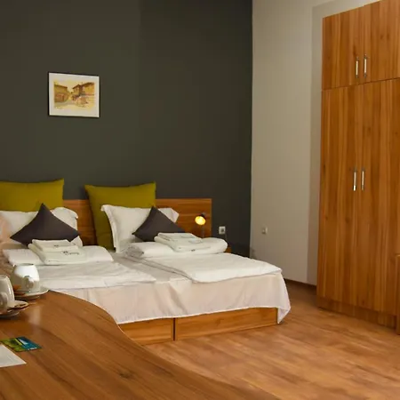 Eco Complex Izvori 2* Warna